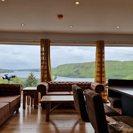 Luxury Cottage With Stunning Views By Fairy Pools 4 Carbost  Eksteriør billede