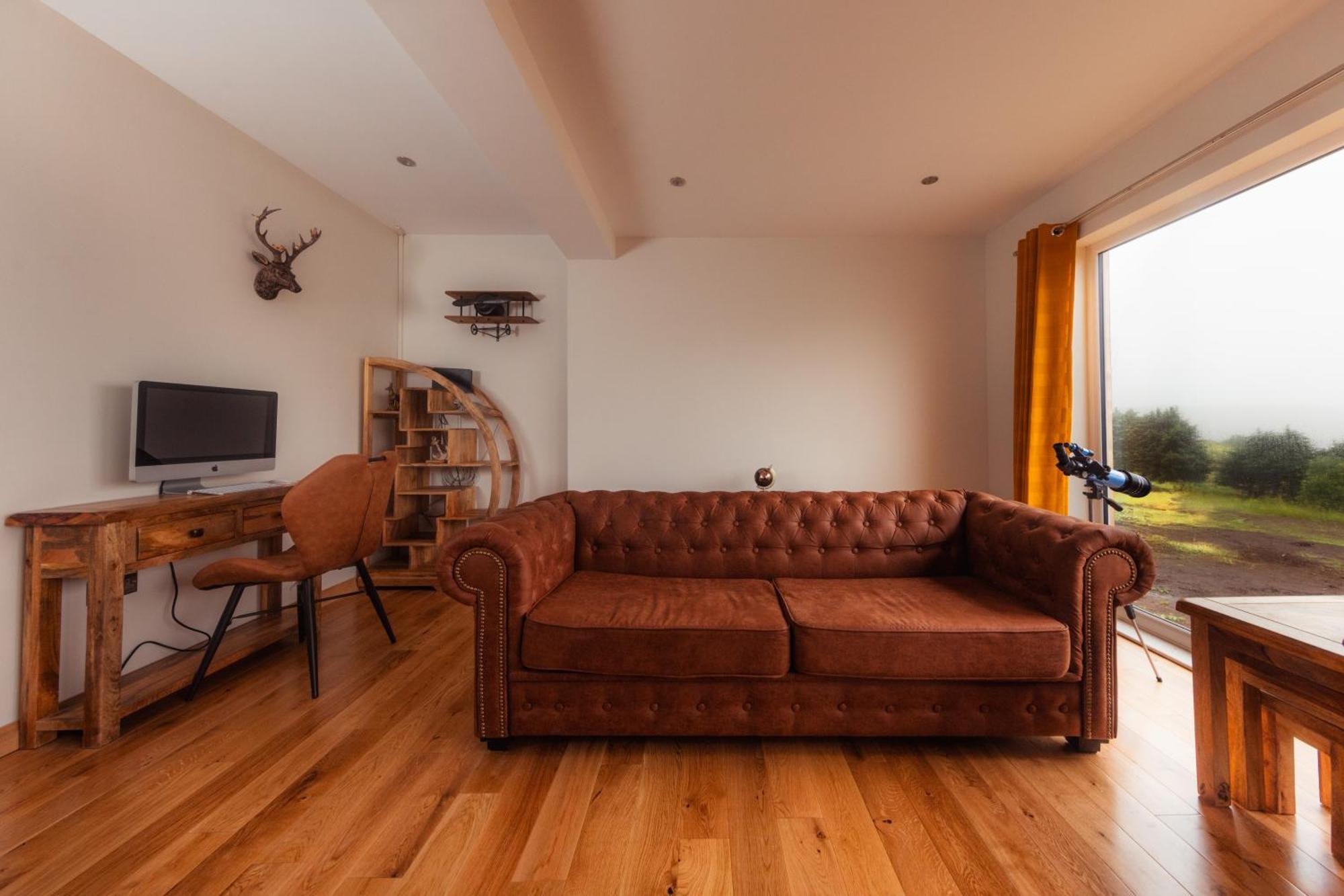 Luxury Cottage With Stunning Views By Fairy Pools 4 Carbost  Eksteriør billede