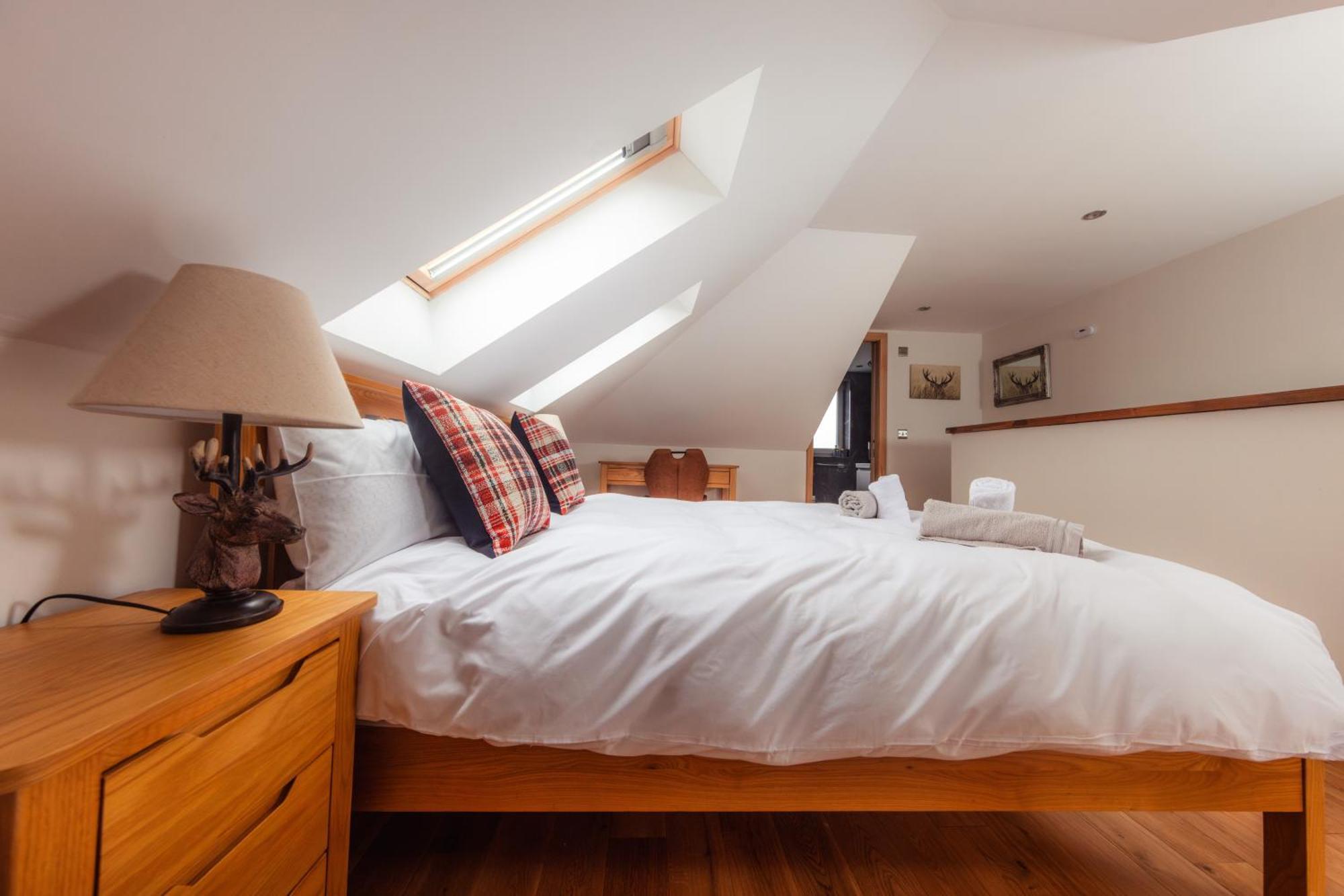 Luxury Cottage With Stunning Views By Fairy Pools 4 Carbost  Eksteriør billede