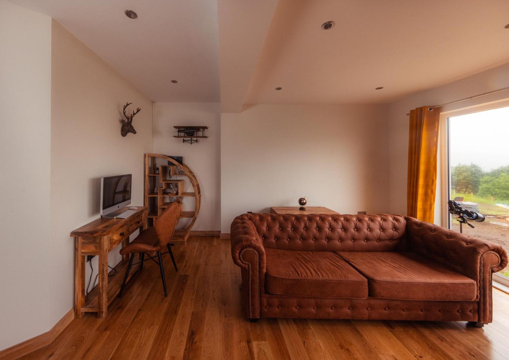 Luxury Cottage With Stunning Views By Fairy Pools 4 Carbost  Eksteriør billede